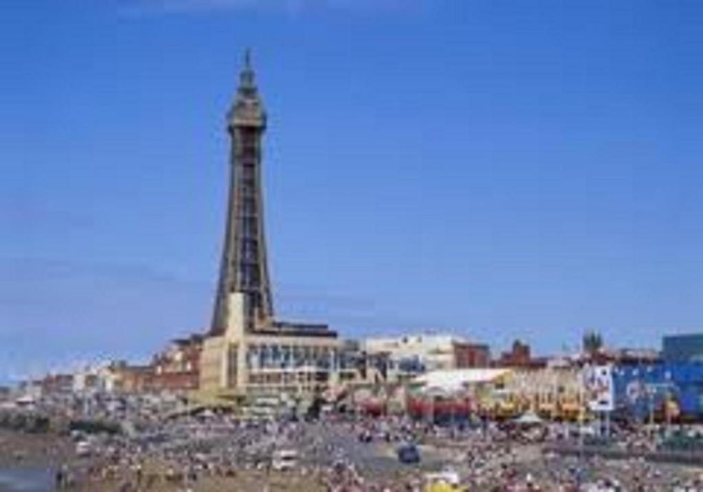 The Blackpool Hotel Exterior photo