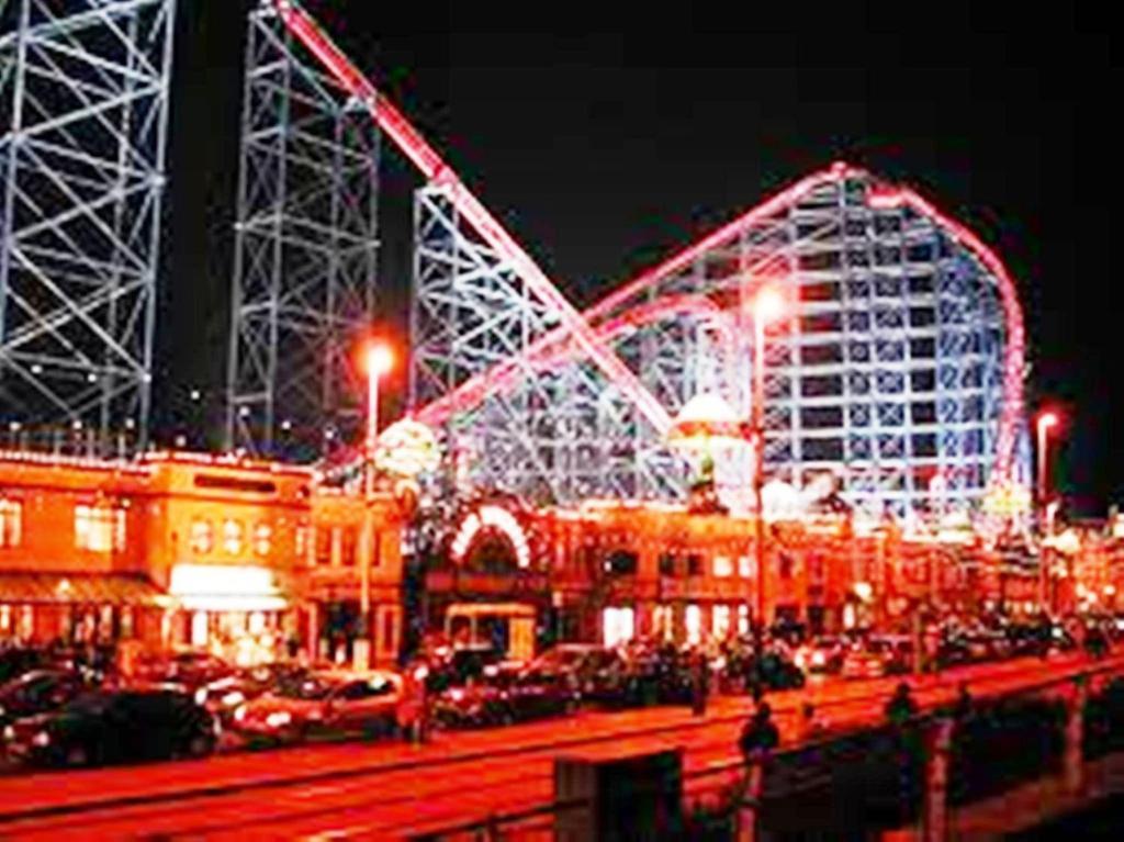 The Blackpool Hotel Exterior photo